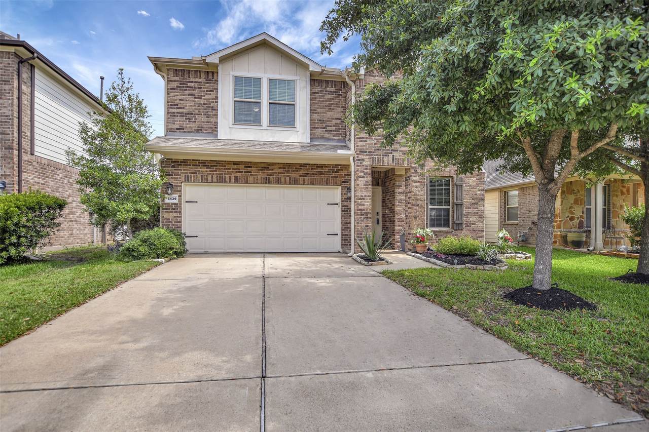 5439 Baronet Drive - Photo 1