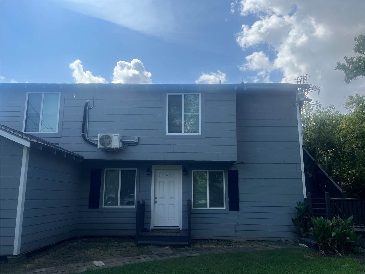 5404 Pease Street - Photo 1