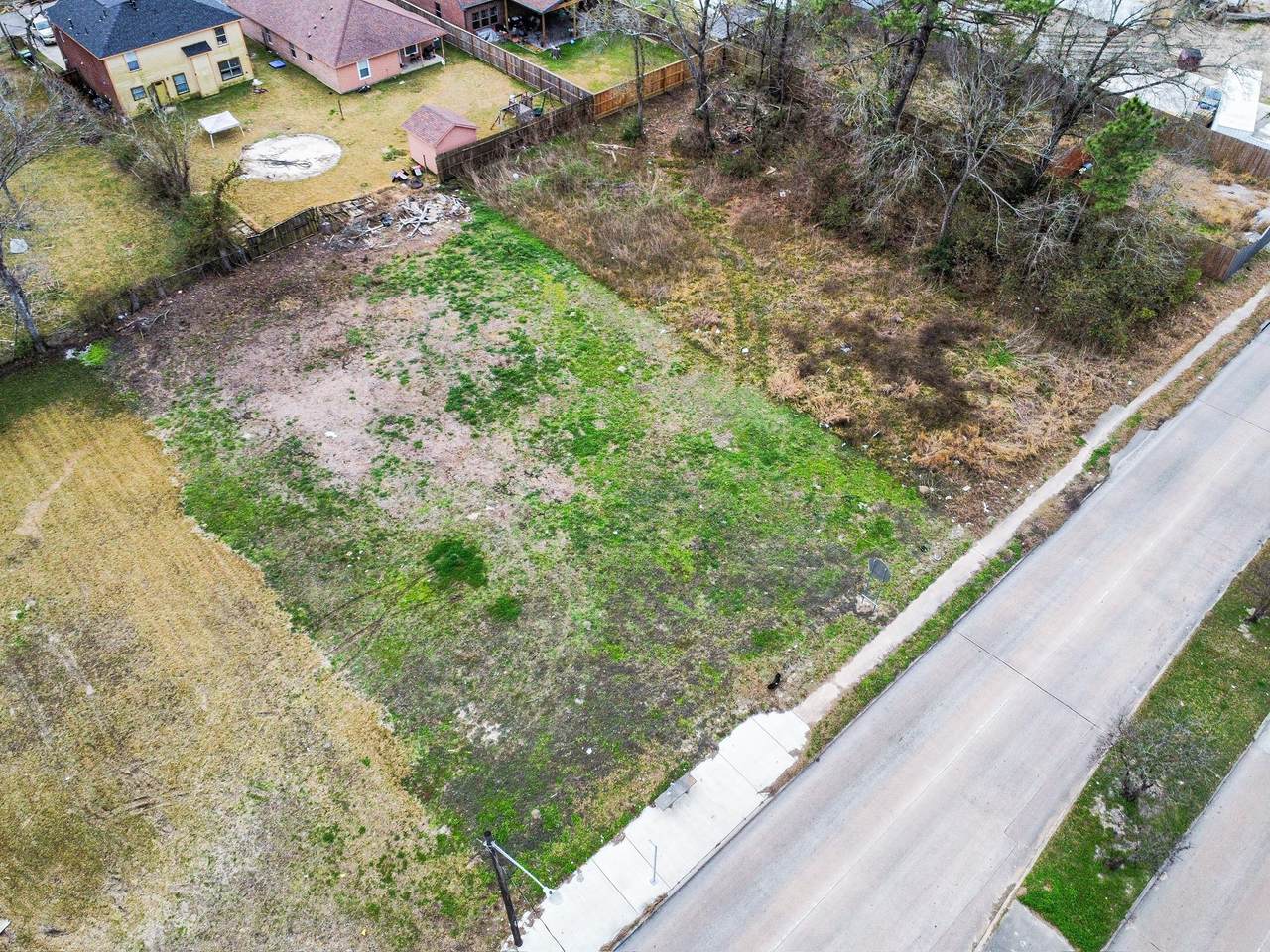 8226 Tidwell Road - Photo 1