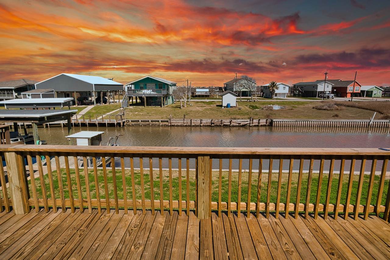 976 County Road 202 - Photo 1
