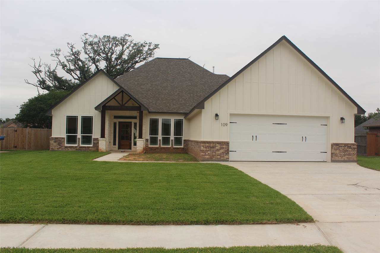 109 Gadwall Drive - Photo 1