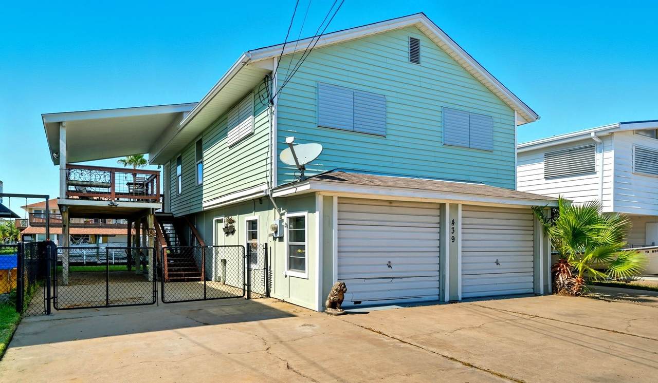 439 Pompano Street - Photo 1