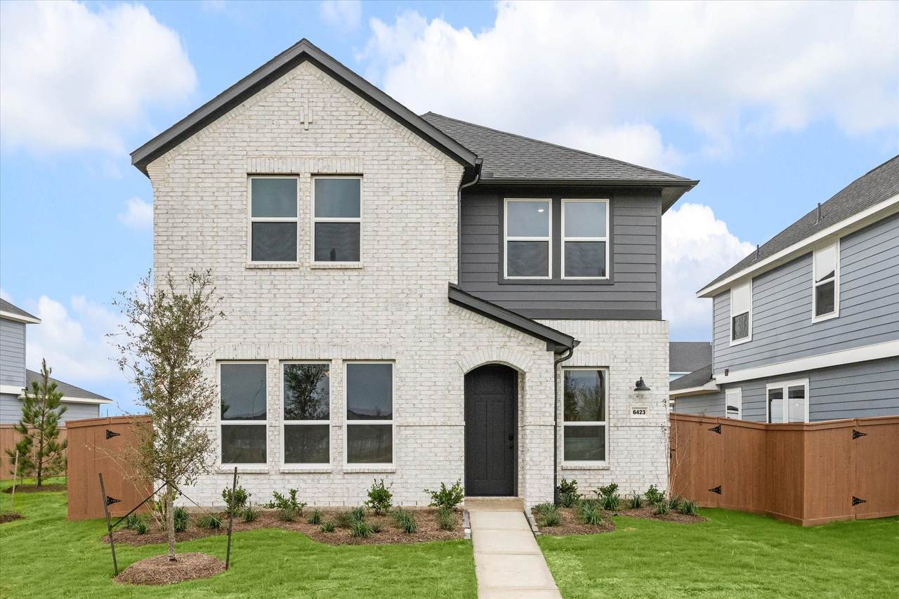 6423 Prospect Oaks Parkway - Photo 1