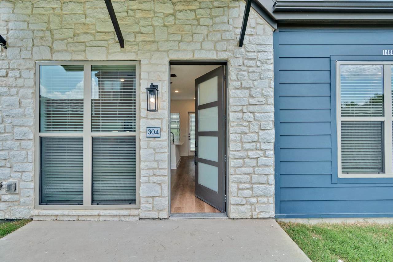 1508 Bernard Street - Photo 1