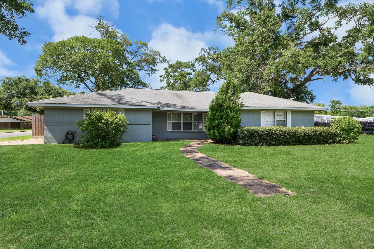 2601 Holly Street - Photo 1