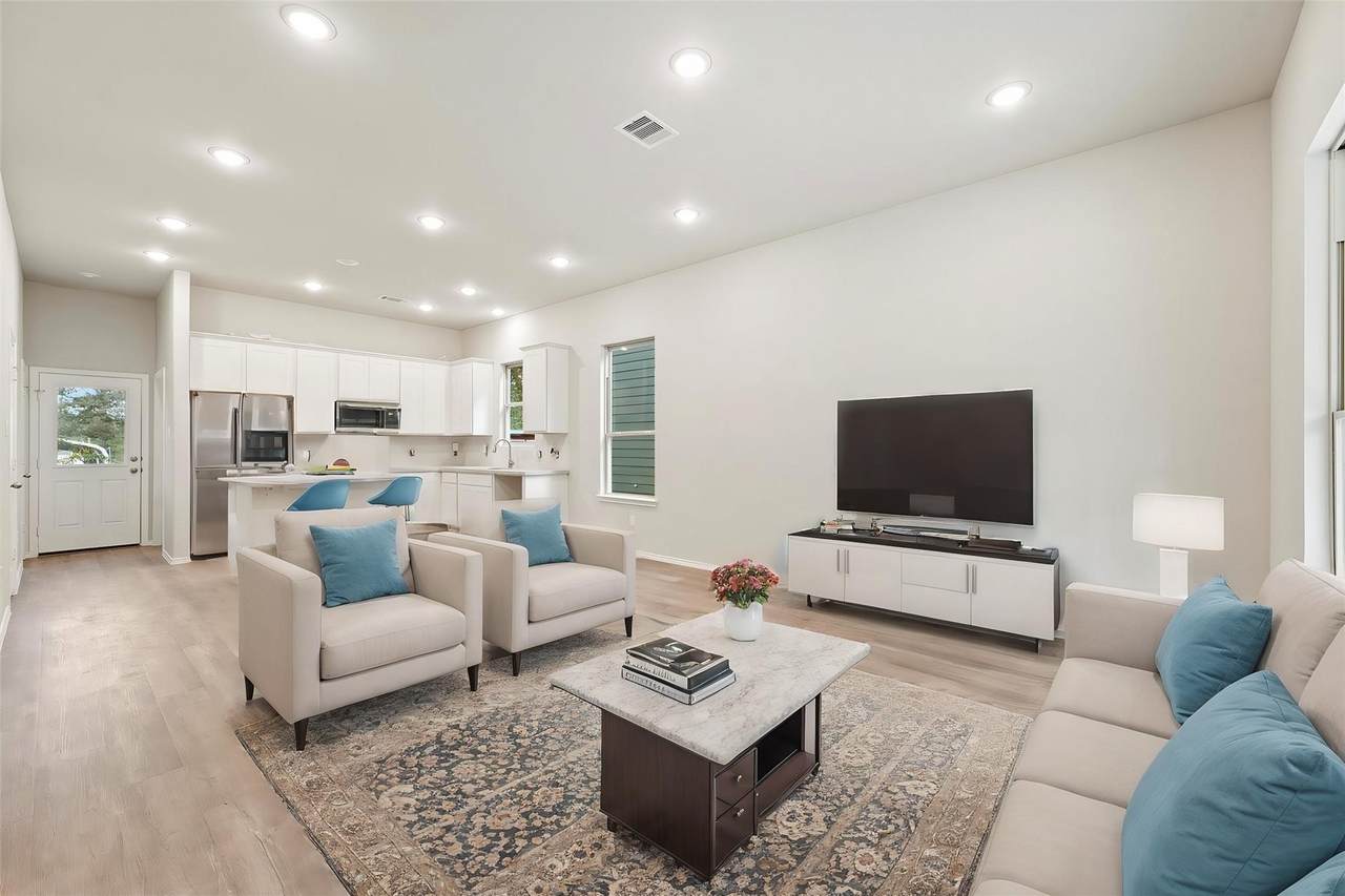 9996 Elder Street - Photo 1