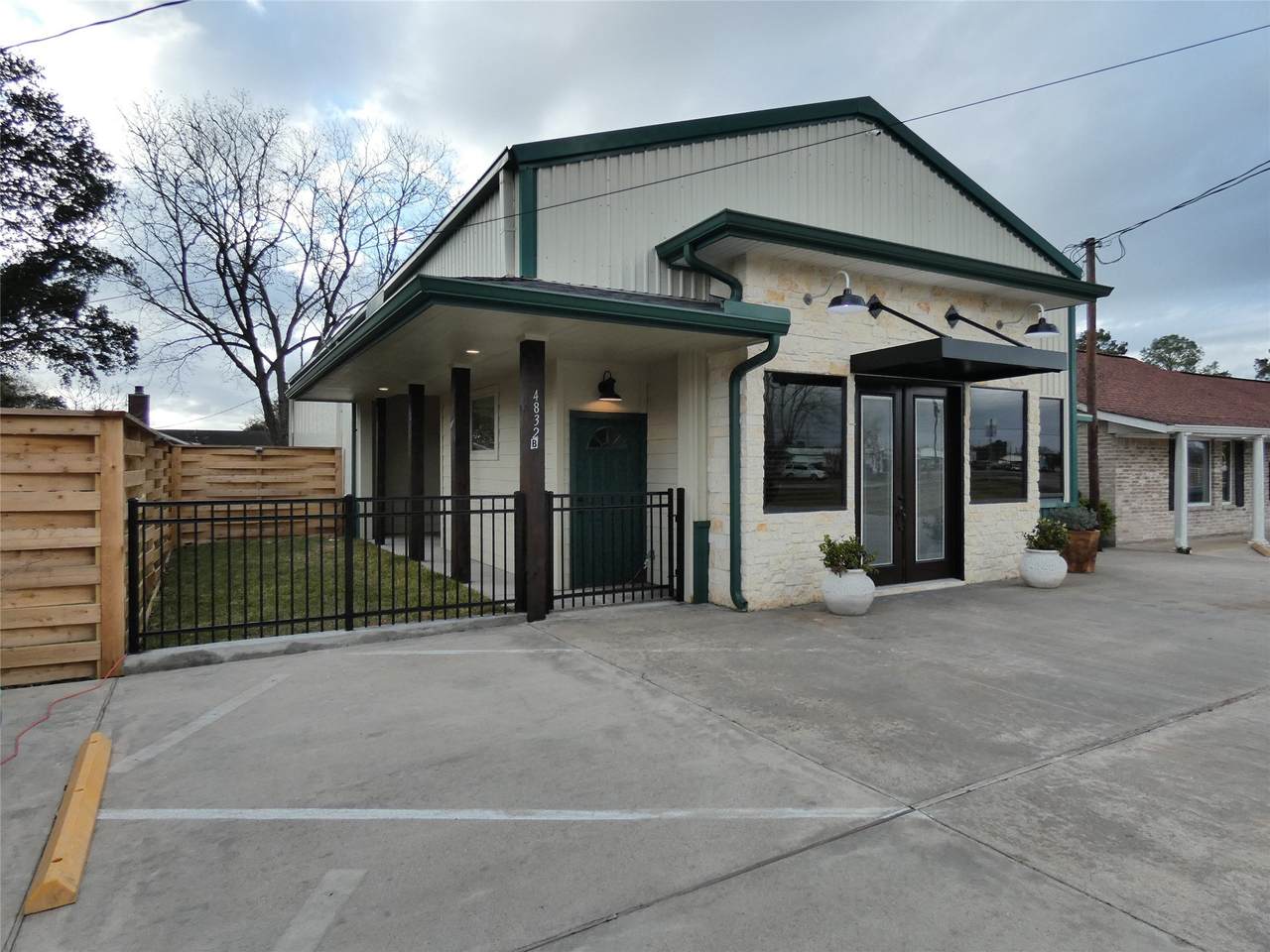 4832 Fm 2218 Road - Photo 1