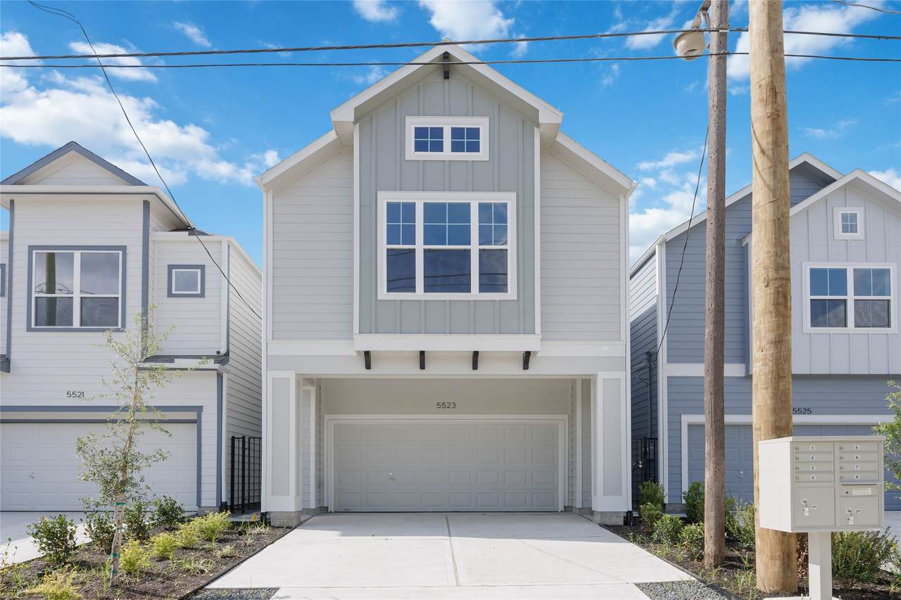 5523 Katy Freeway - Photo 1