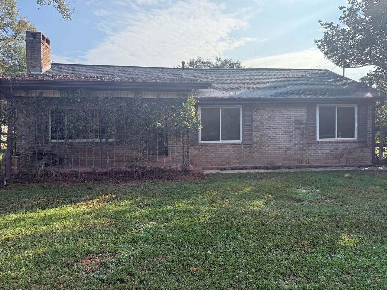 795 State Highway Loop 393 - Photo 1