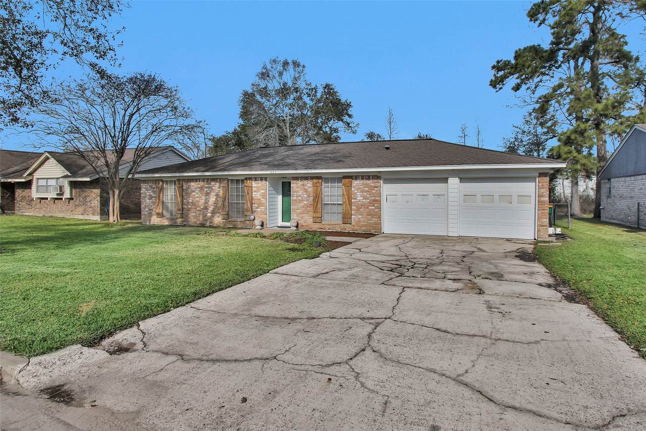 227 Crest Hill Drive - Photo 1