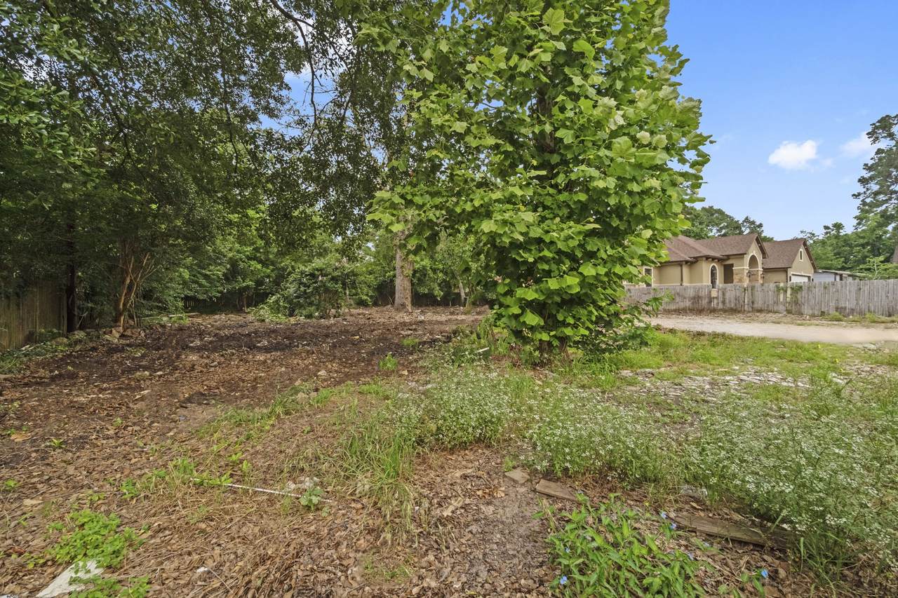 1615 Gilmore Street - Photo 1