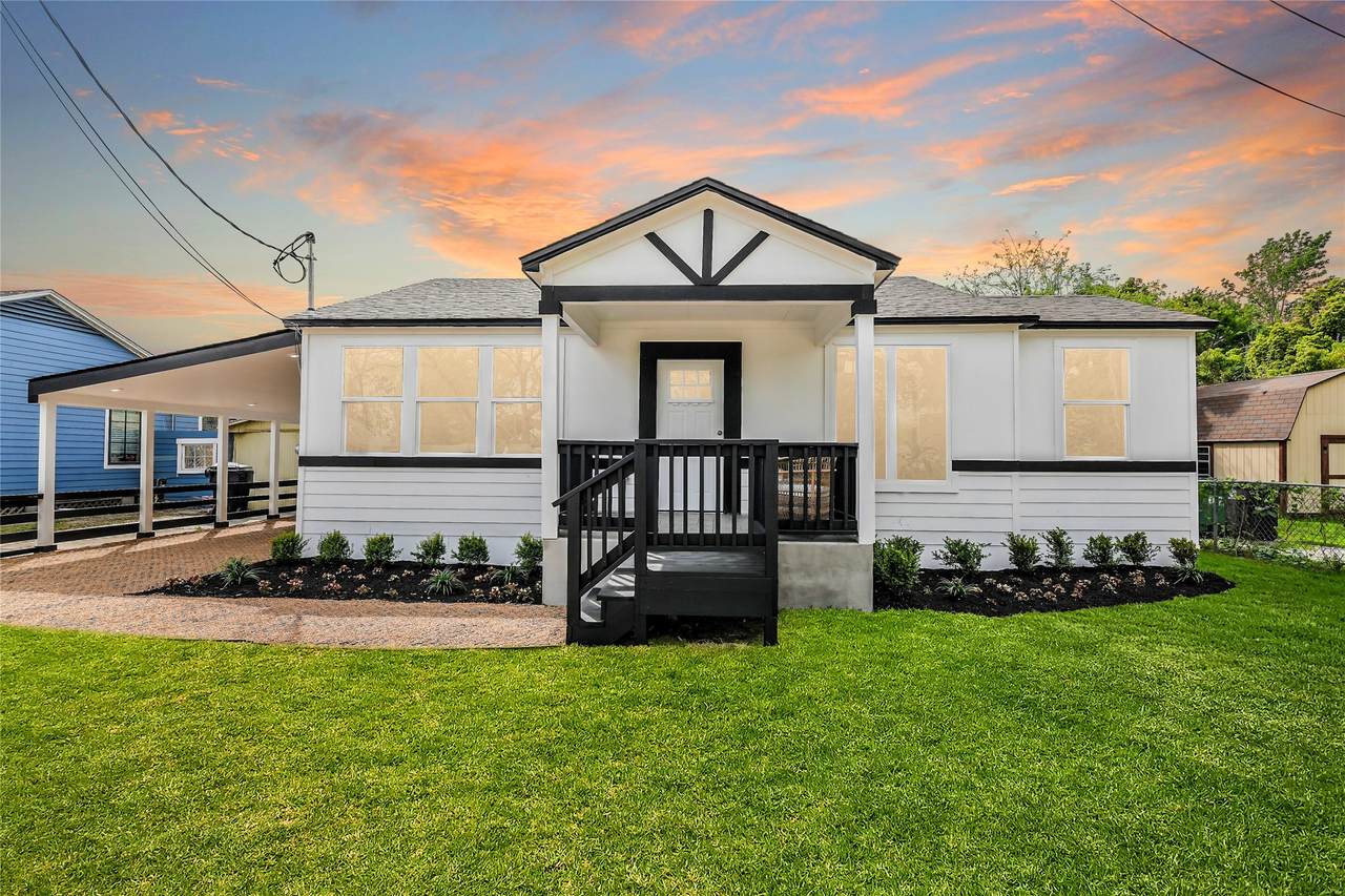 110 Harris Court - Photo 1