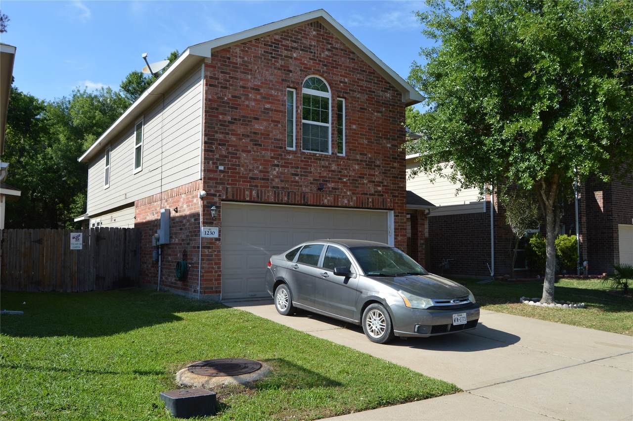 1230 Crestmont Place Loop - Photo 1