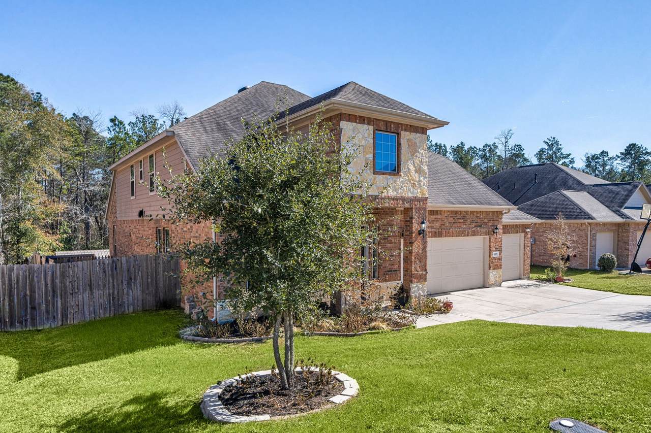2007 Brookmont Drive - Photo 1