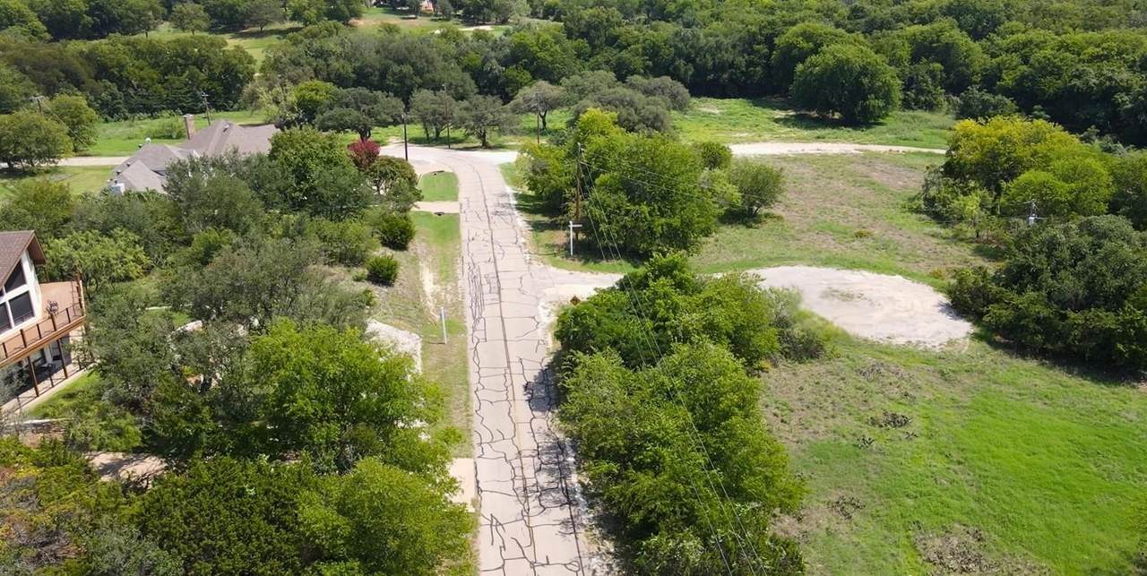 15032 Golf Drive - Photo 1