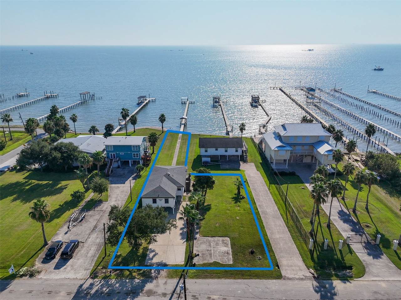 1313 8th Street - Photo 1