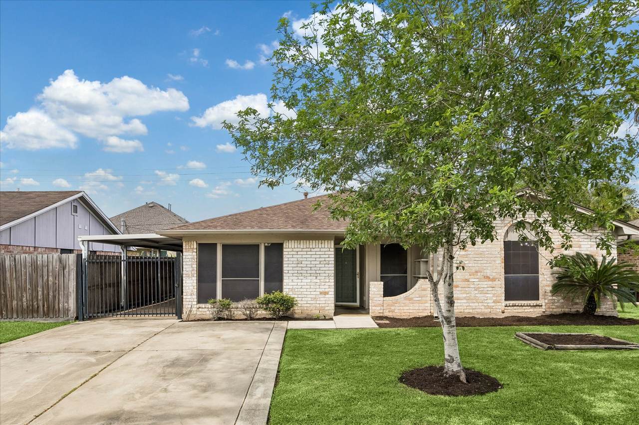 13510 Greenbriar Drive - Photo 1