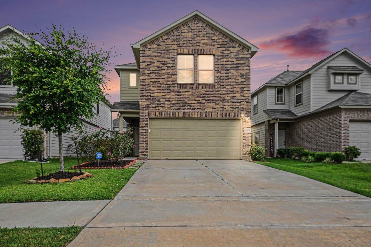 6523 Macroom Meadows Lane - Photo 1