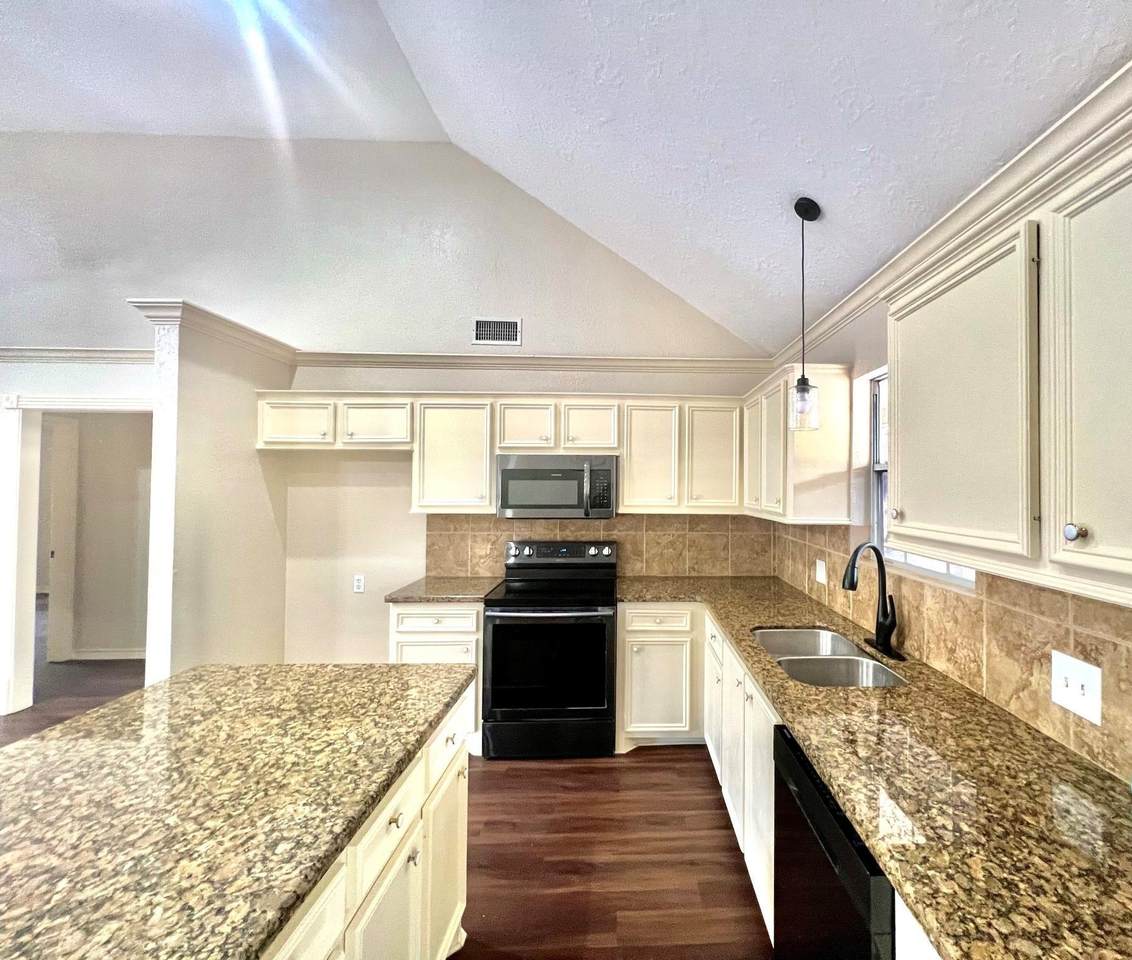 14385 Old Humble Pipeline Road - Photo 1