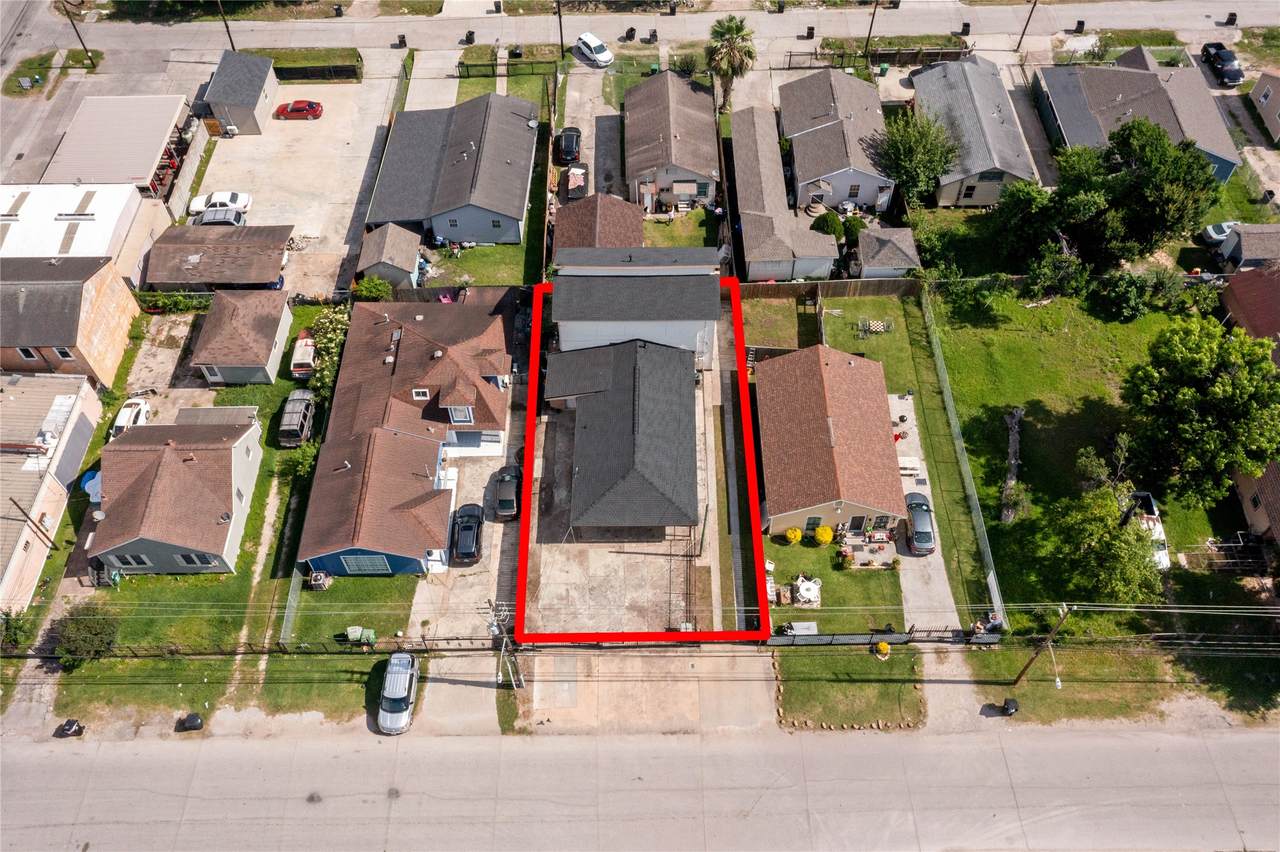 6917 Palestine Street - Photo 1