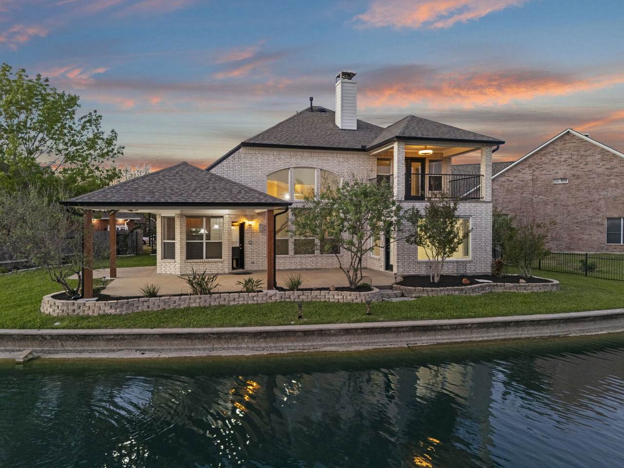 10103 Lazy Lagoon - Photo 1
