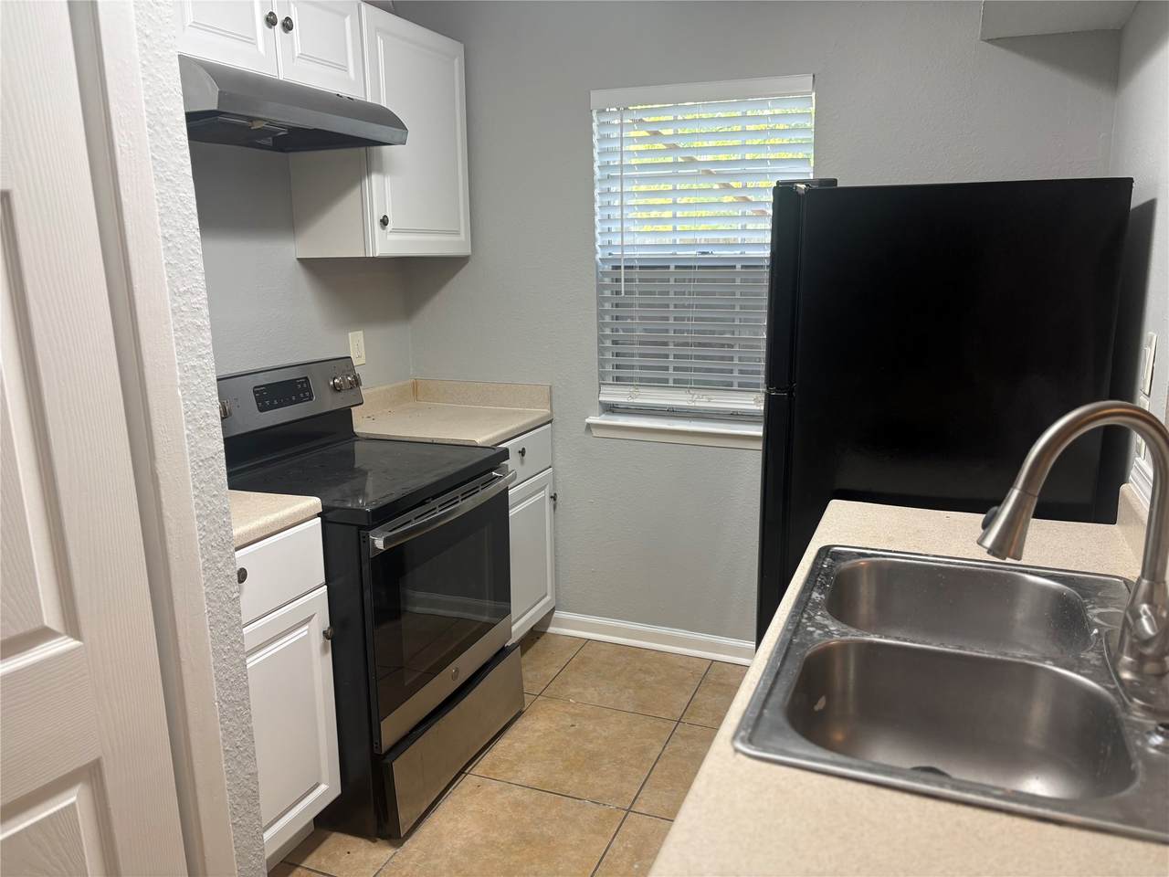 5628 Birchmont Drive - Photo 1