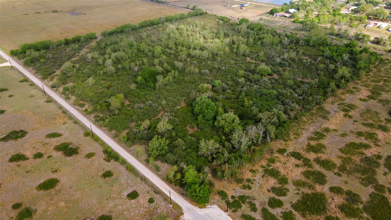 000 County Road 464 - Photo 1