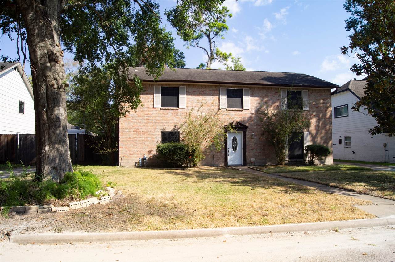 4906 Droddy Street - Photo 1