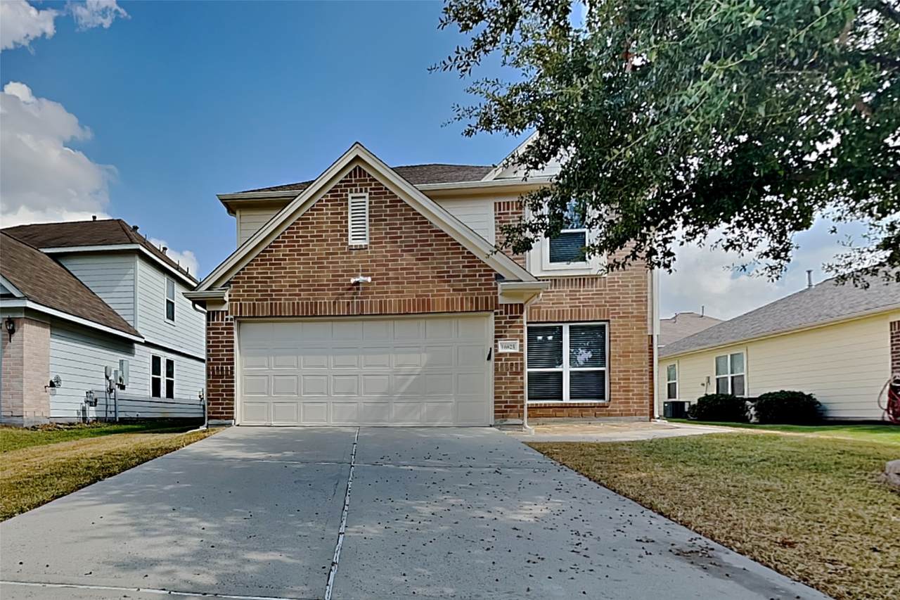 16825 Greenhouse Street - Photo 1