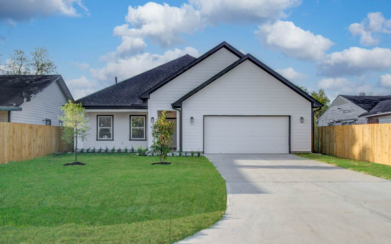 3006 Corksie Street - Photo 1