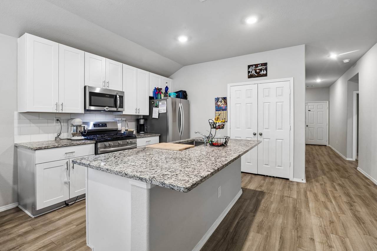 https://bt-photos.global.ssl.fastly.net/harmls/1280_boomver_1_34032536-2.jpg