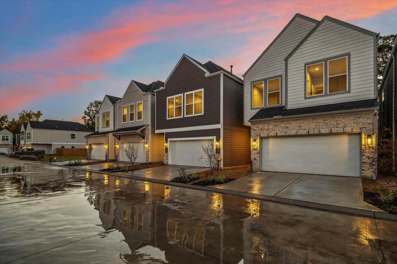 11327 Stonework Grove Lane - Photo 1