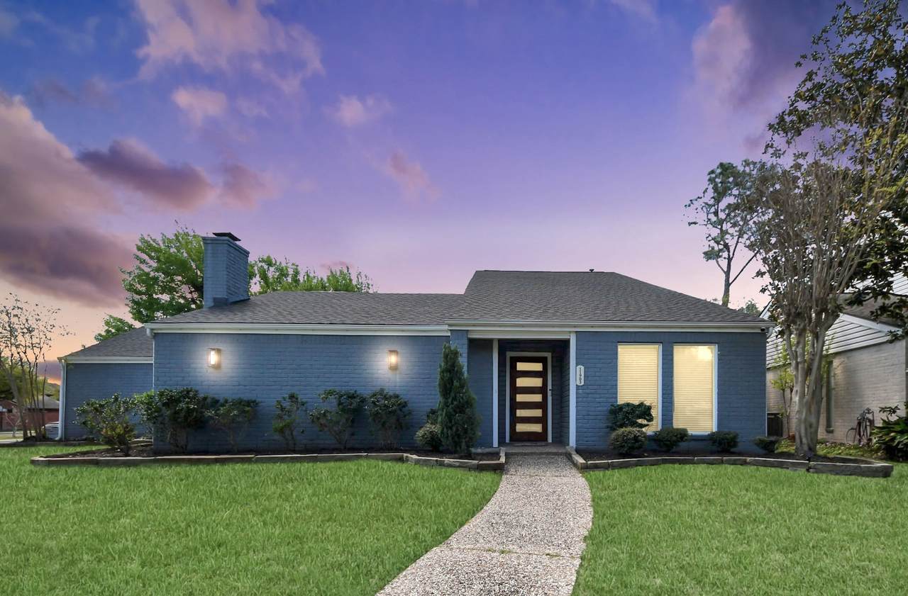 11903 Waldemar Drive - Photo 1