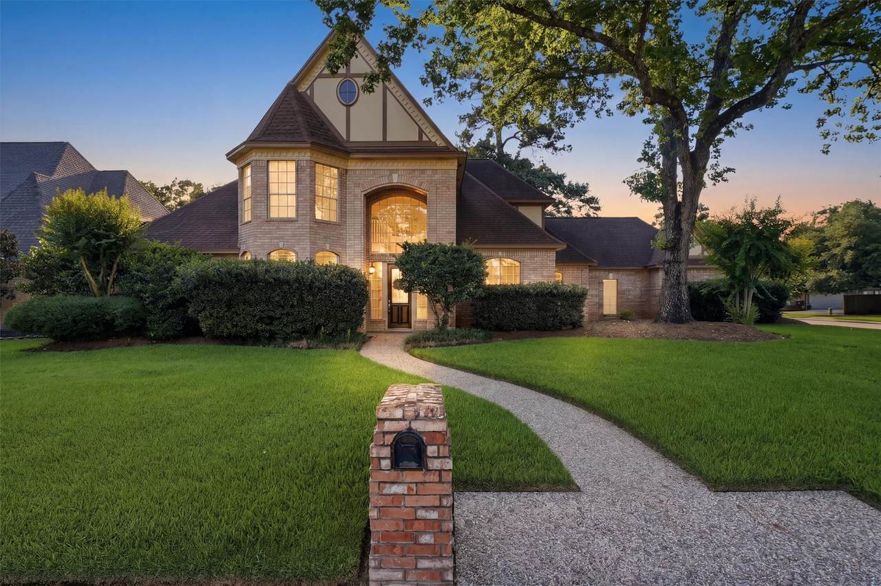 5819 Rocky Brook Drive - Photo 1