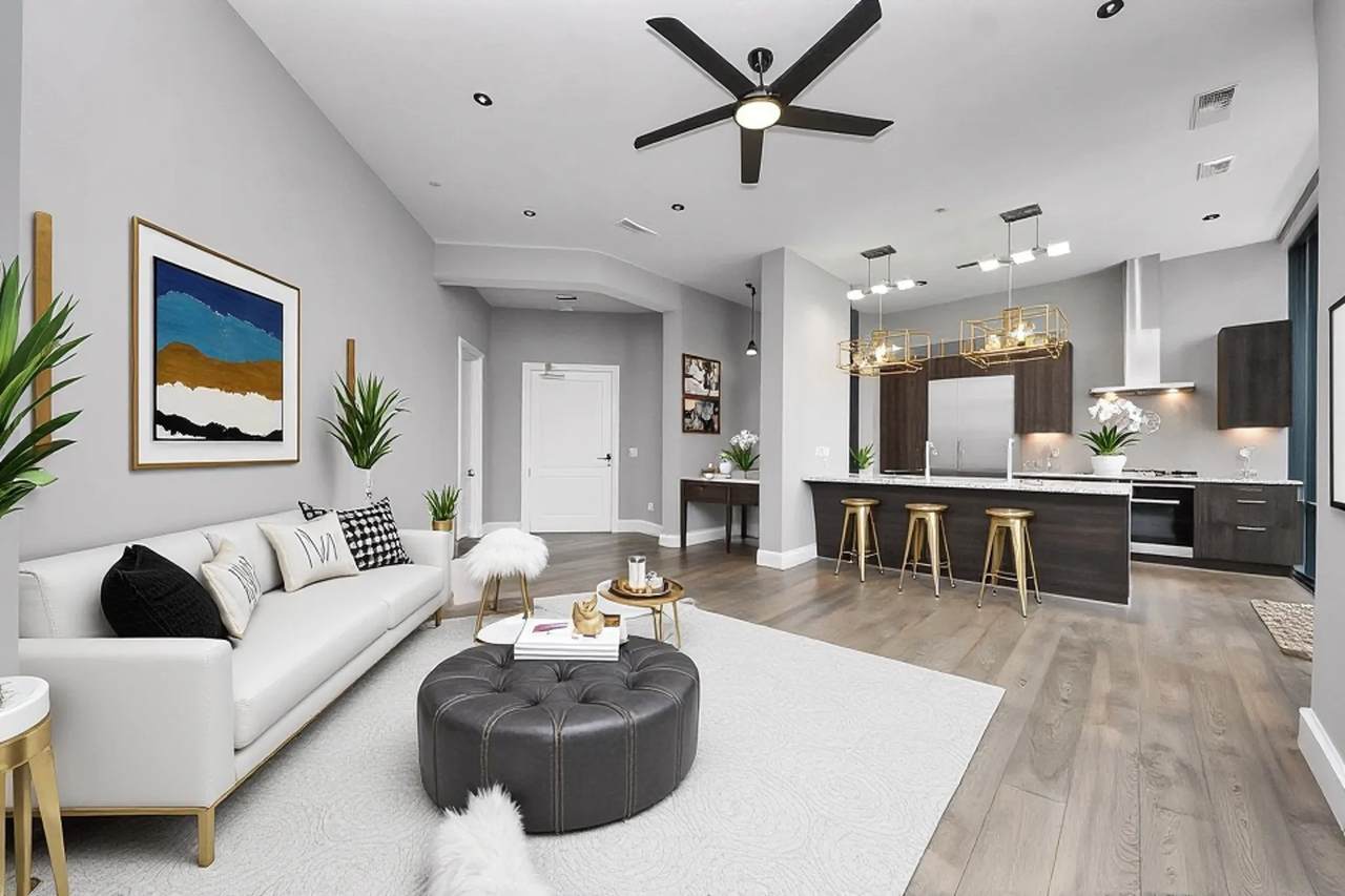 1409 Post Oak Boulevard - Photo 1