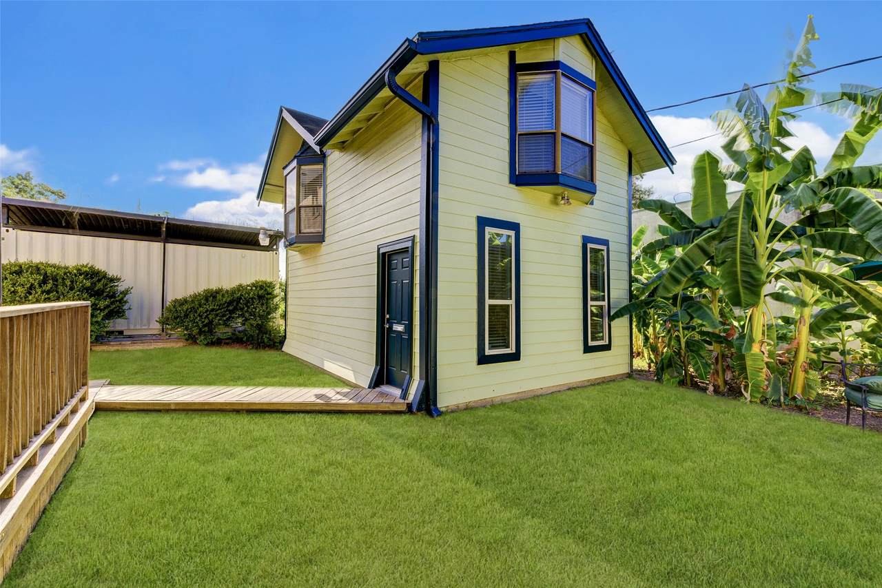 1516 Bonnie Brae Street - Photo 1