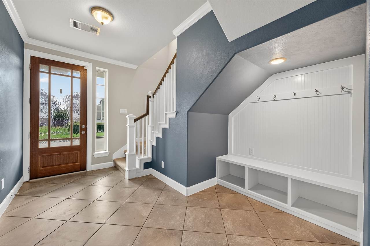 2009 Kirby Landing Drive - Photo 1