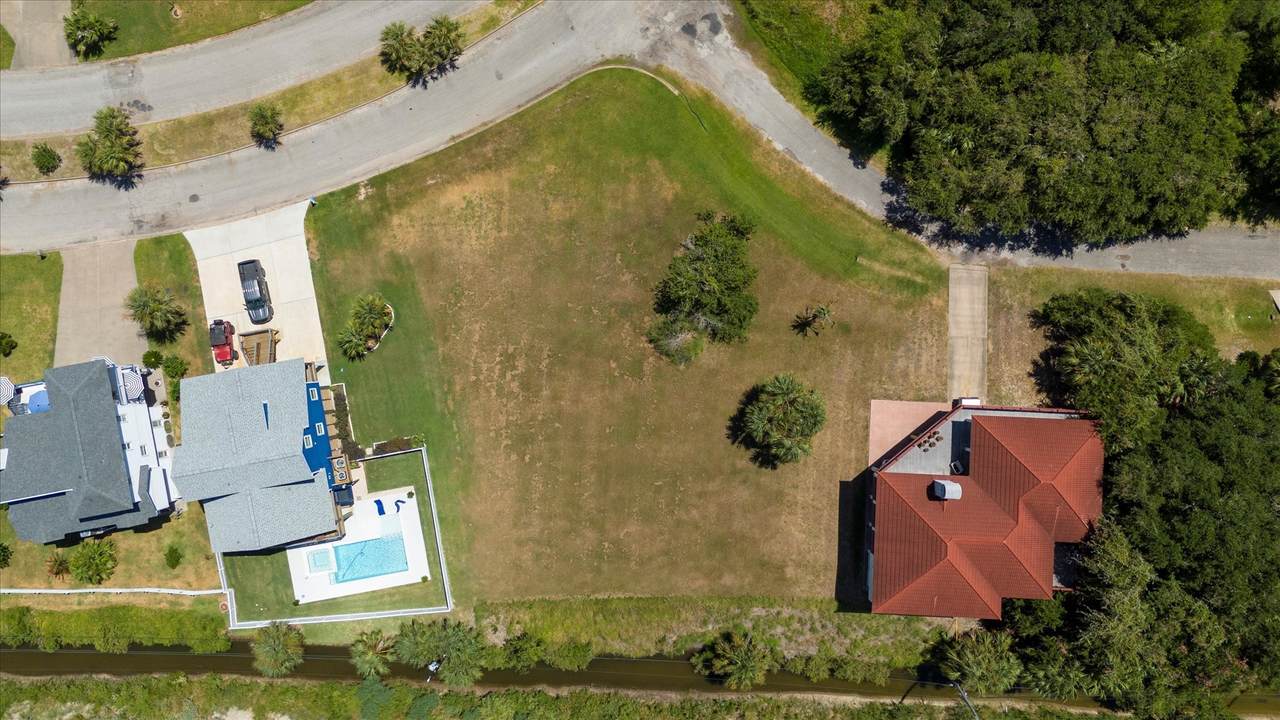 lot 10 & 11 blk 29 Pirates Beach Circle - Photo 1