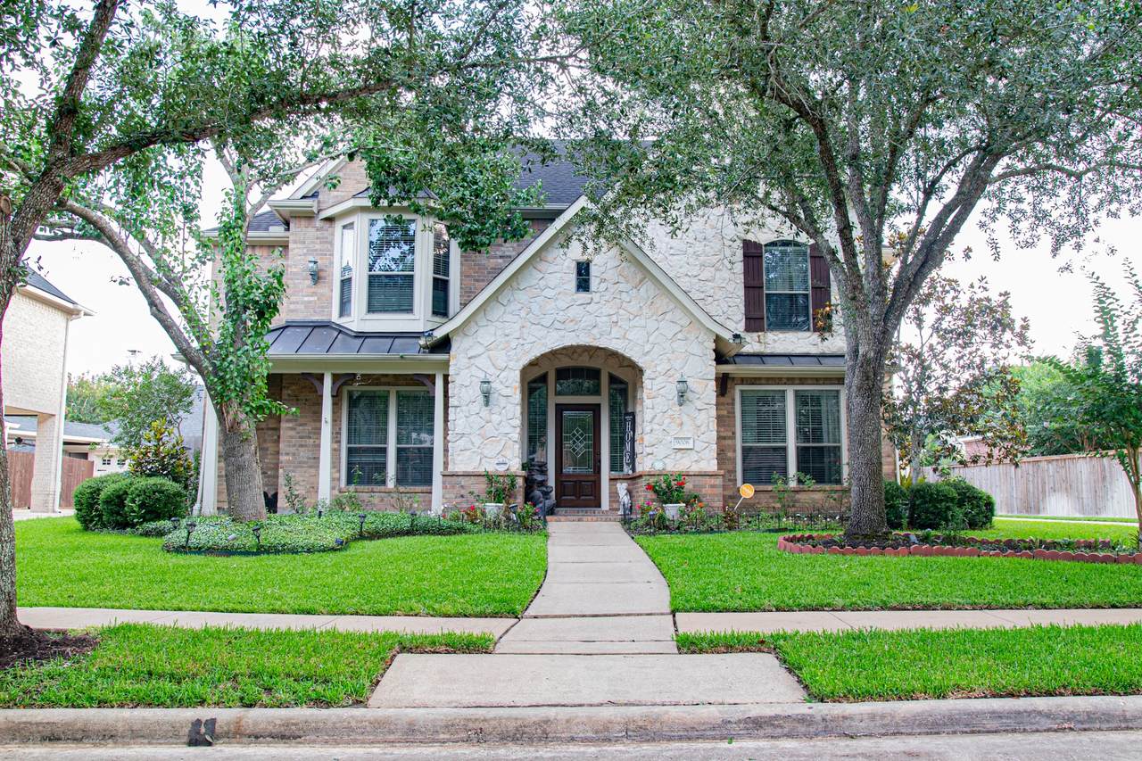 9006 Stones Throw Lane - Photo 1