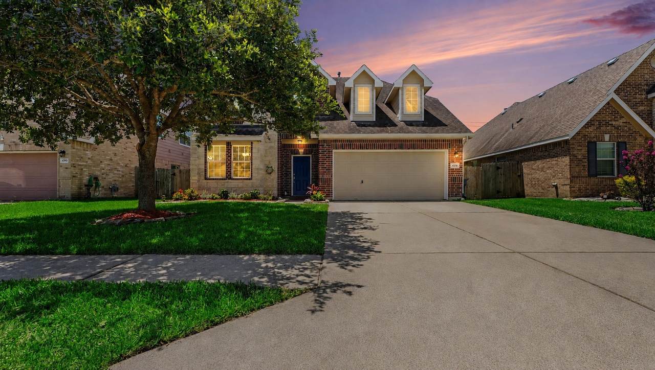 4506 Legends Bay Drive - Photo 1
