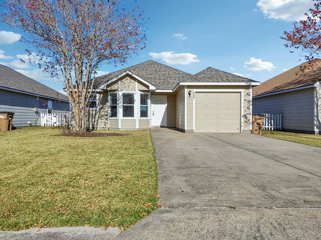 5049 Hauna Lane - Photo 1