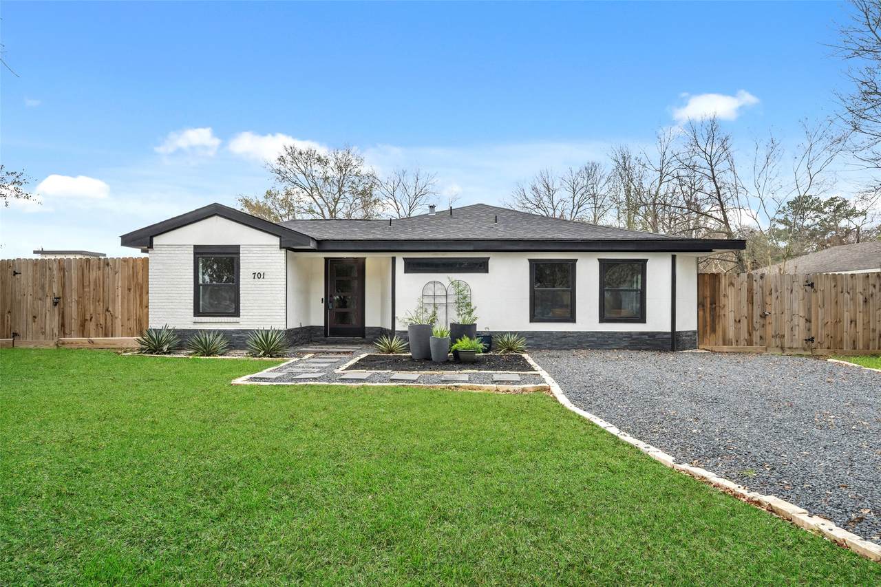 701 39th Street - Photo 1