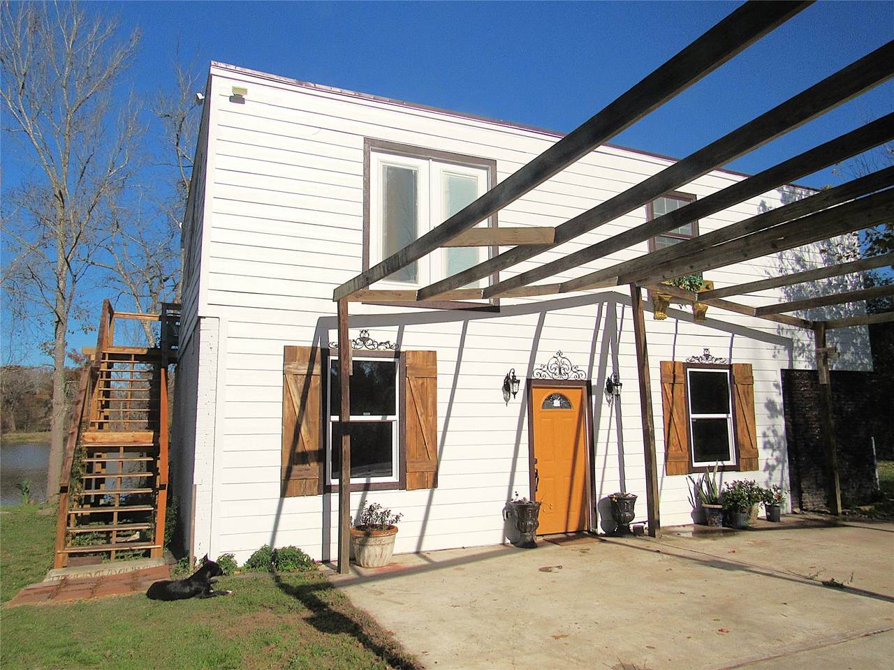 2503 River Crest Drive - Photo 1