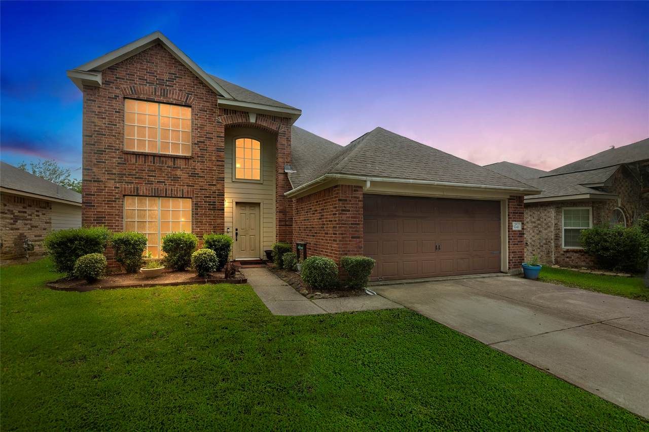 5243 El Tigre Lane - Photo 1