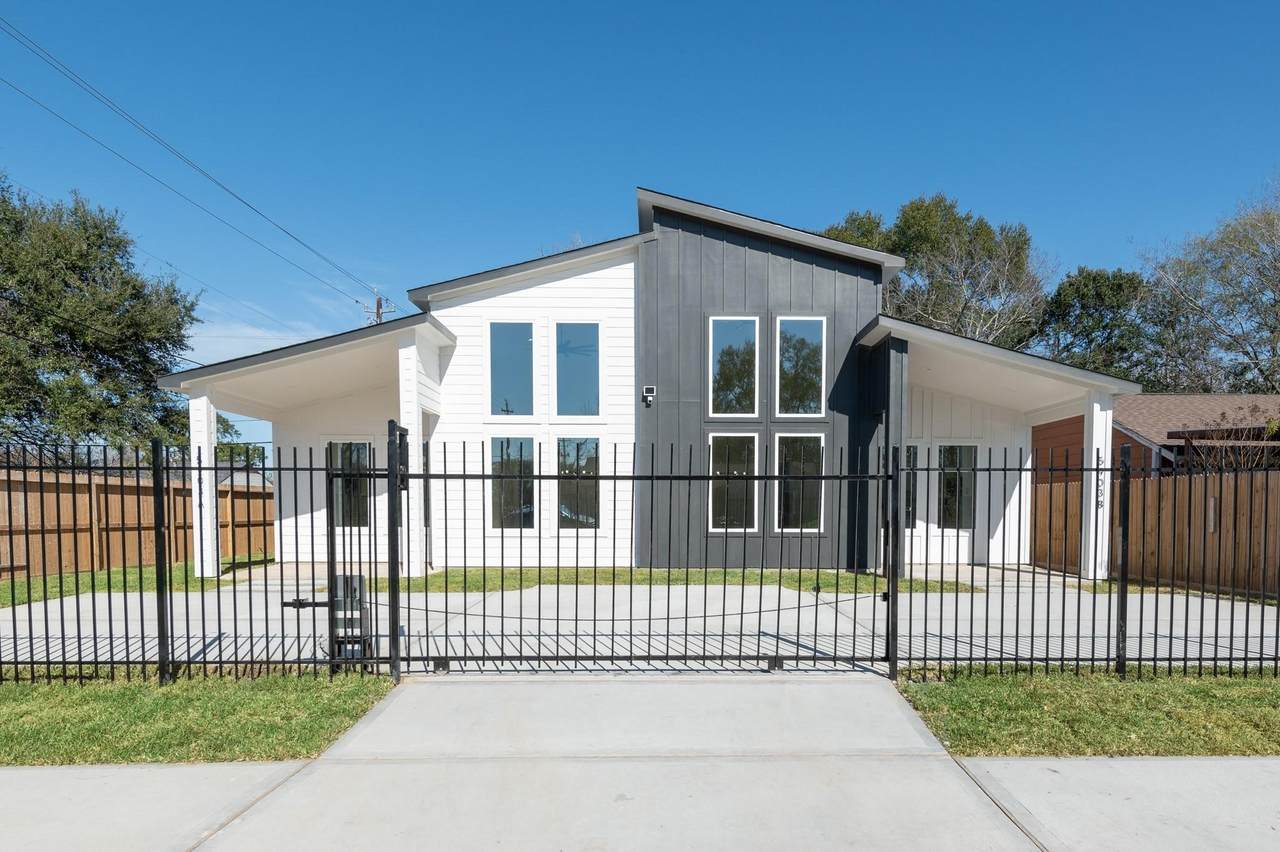 5903 Doolittle Boulevard - Photo 1