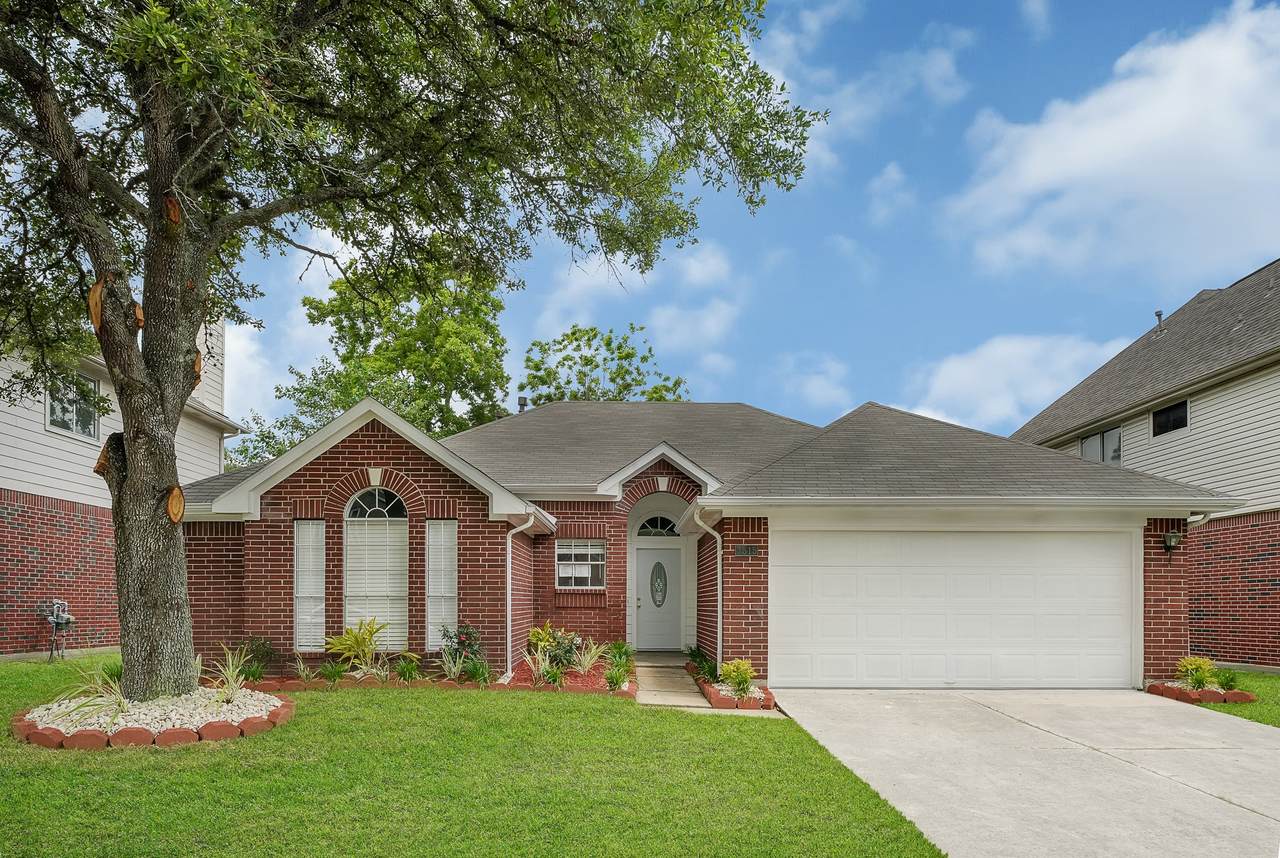3515 Walden Drive - Photo 1