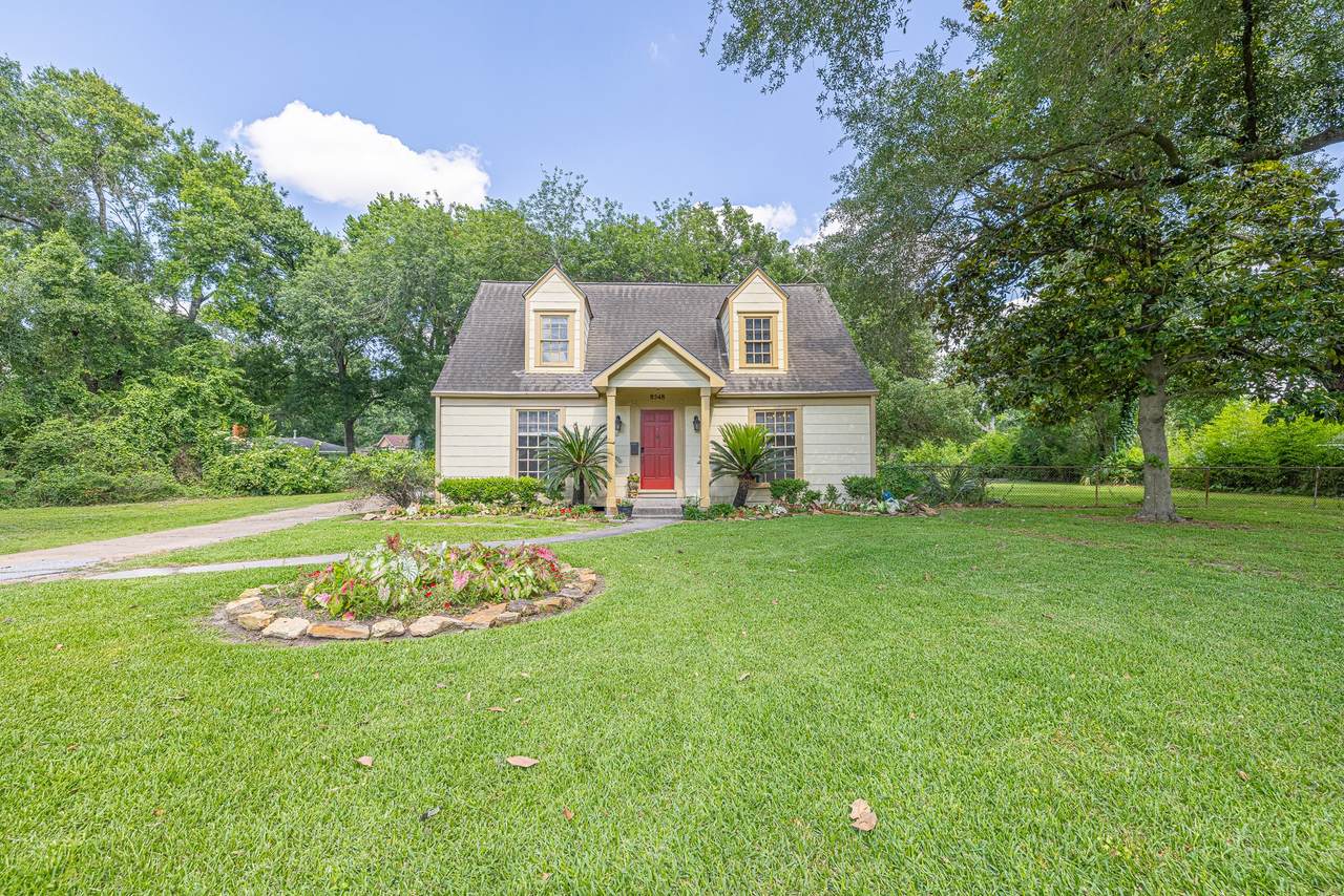 8548 Findlay Street - Photo 1