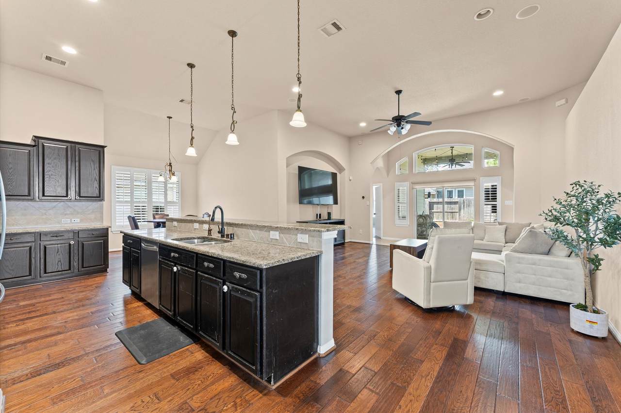 13811 Birney Point Lane - Photo 1