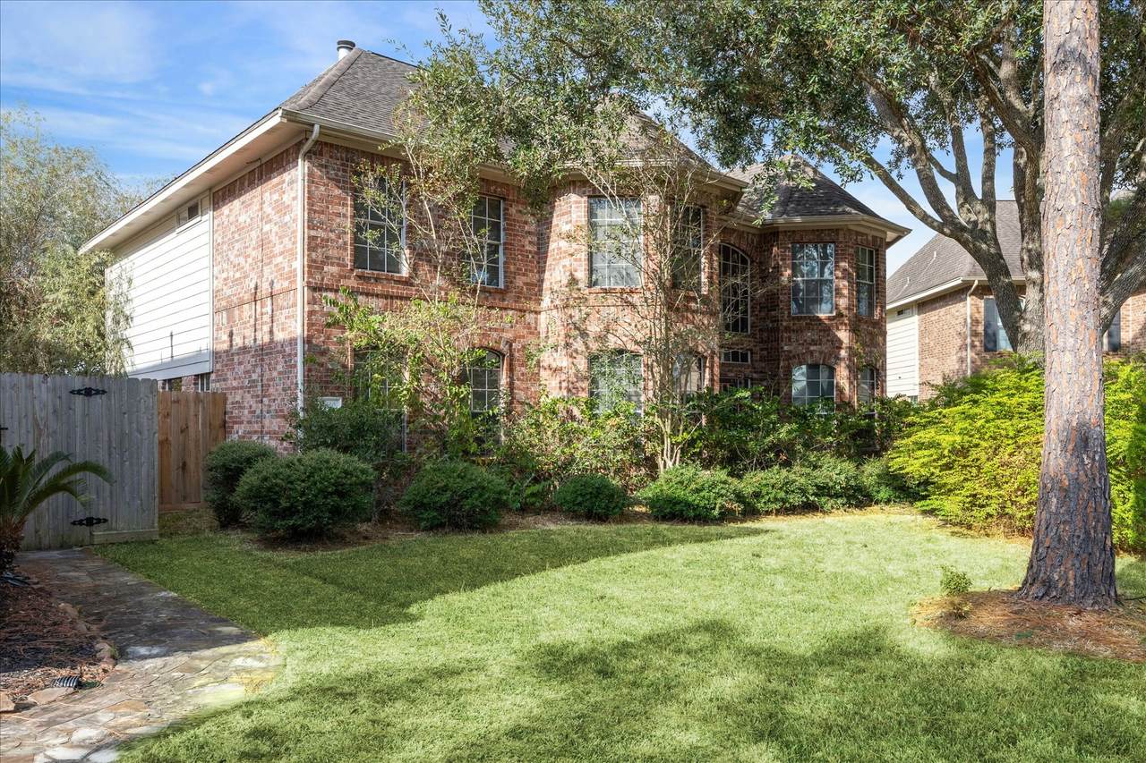 1510 Pine Creek Drive - Photo 1