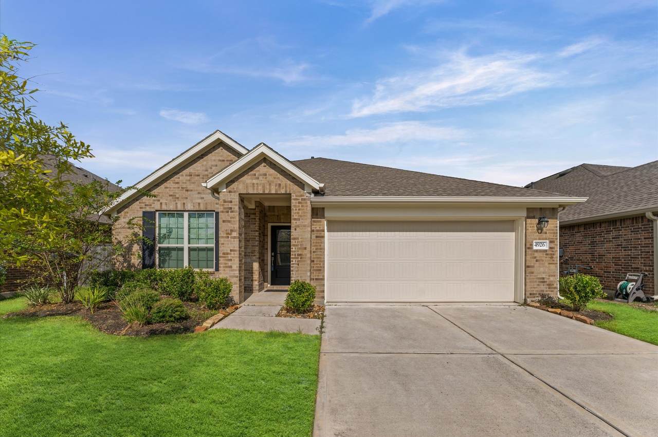 4926 Lenox Grove Lane - Photo 1